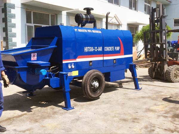 HBT50R trailer concrete pump