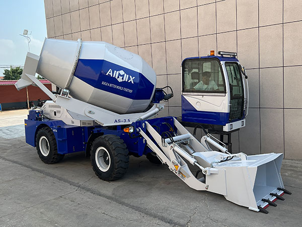 What Are The Benefits Of A Self-Loading Concrete Mixer